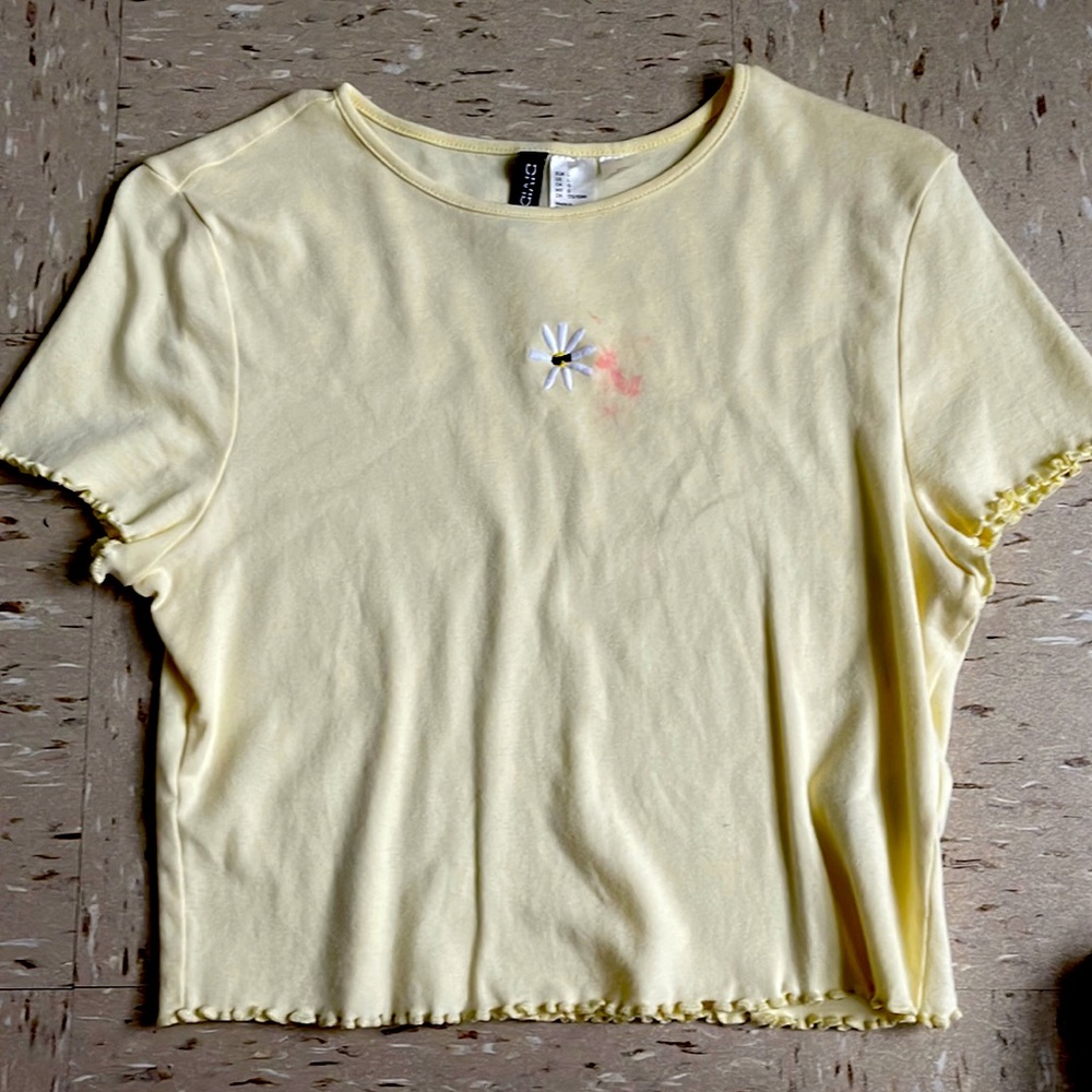 H&M TSHIRT WITH SUBFLOWER